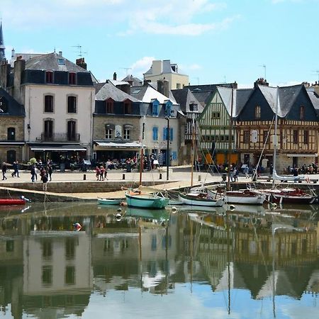 Tres Bel Appartement Avec Superbe Vue Sur Le Port De Saint Goustan Auray Exterior foto